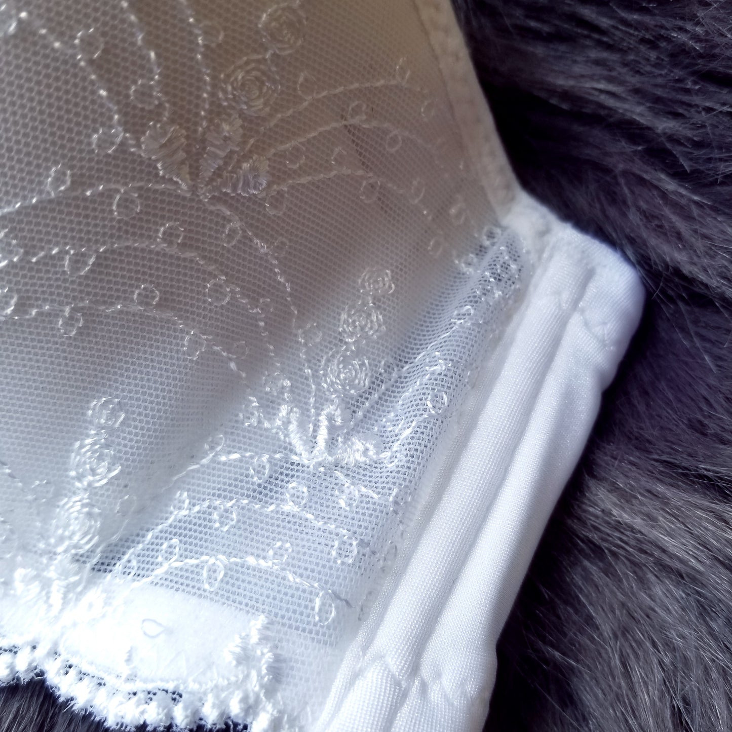 Carmelia Molded Balconette Bra White Lace