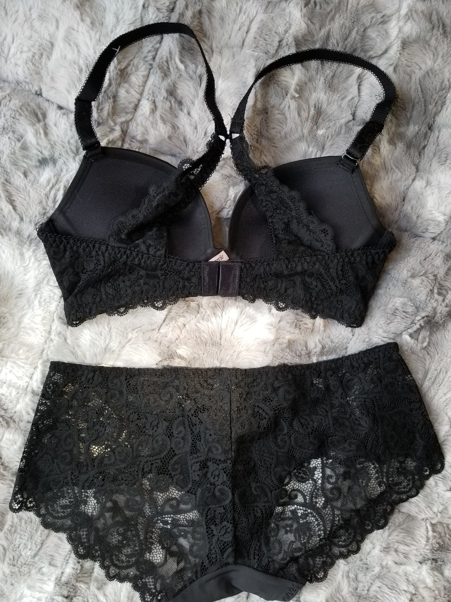 Chloe Wireless Molded Push Up Bra Black Smooth