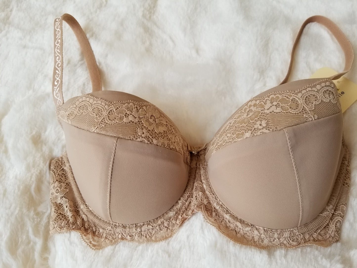 Adamari Bra Padded Full Cup Beige