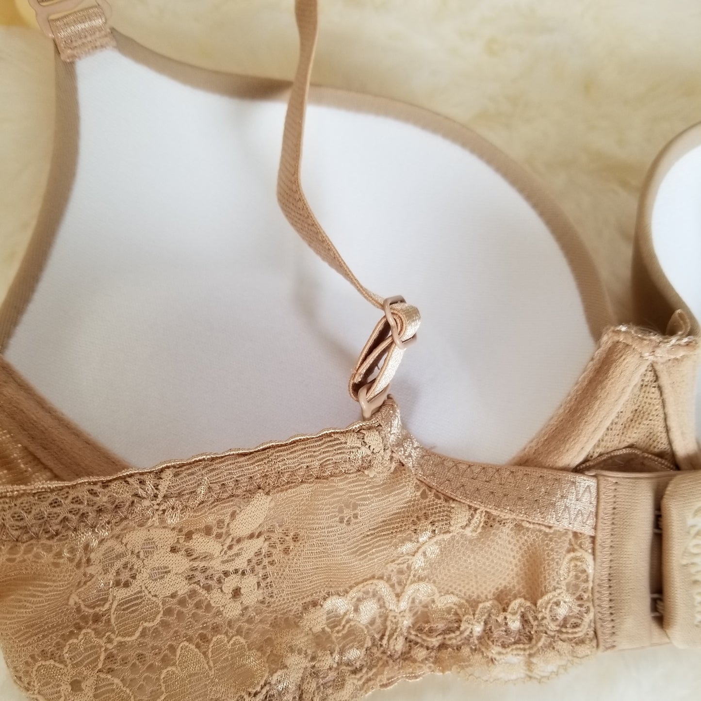 Molded Push Up Adamari Beige Smooth Cup Lace band Removable Straps