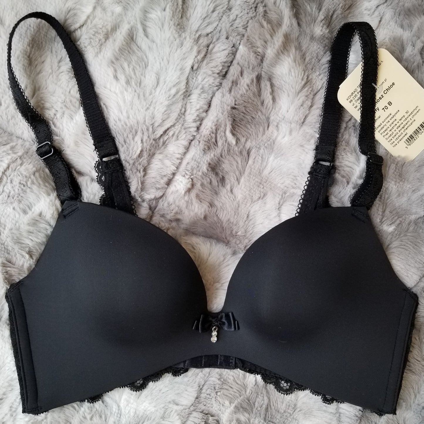 Chloe Wireless Molded Push Up Bra Black Smooth